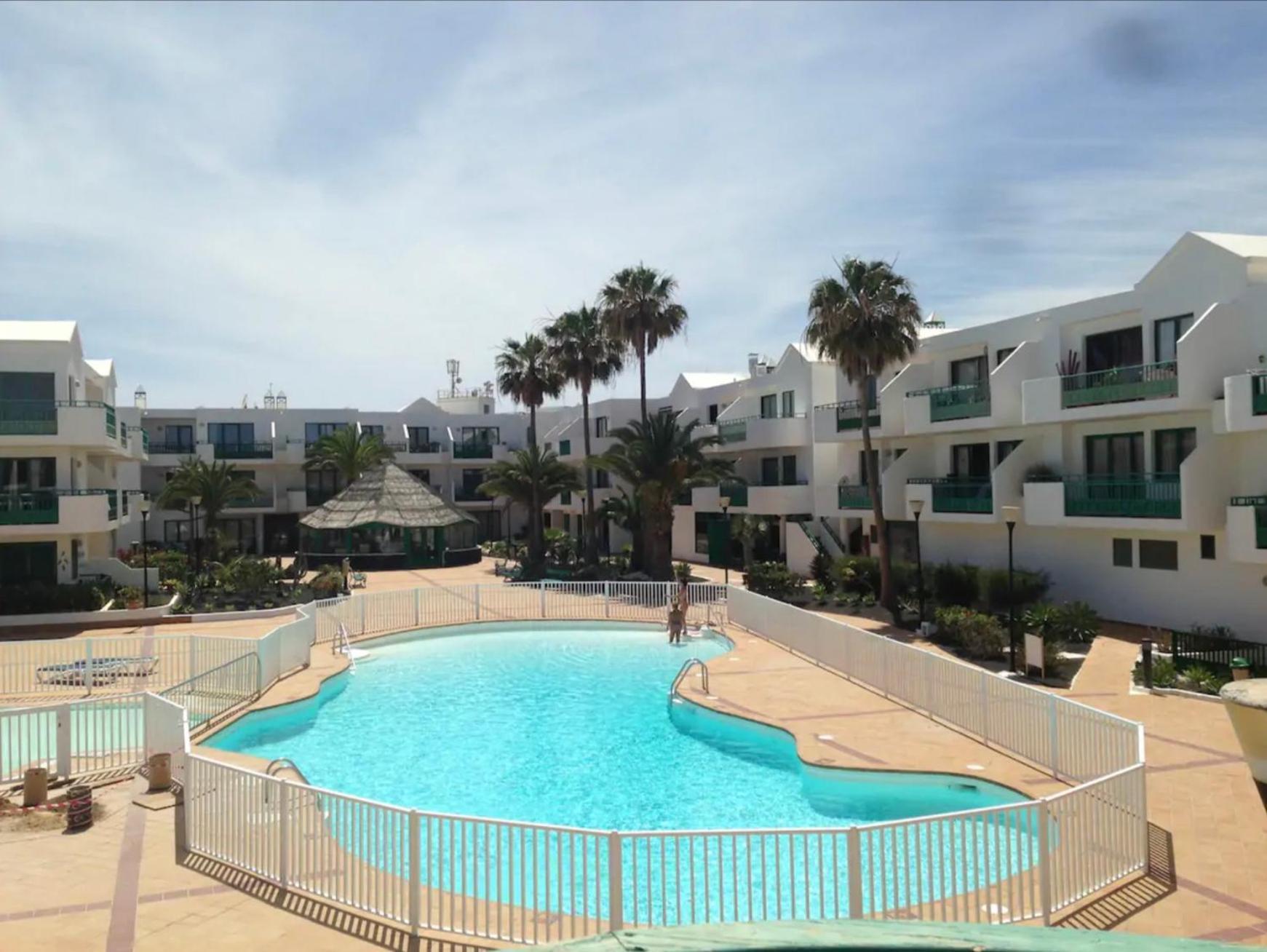 Ground Floor Apartment With Pool, Next To The Beach Costa Teguise Esterno foto