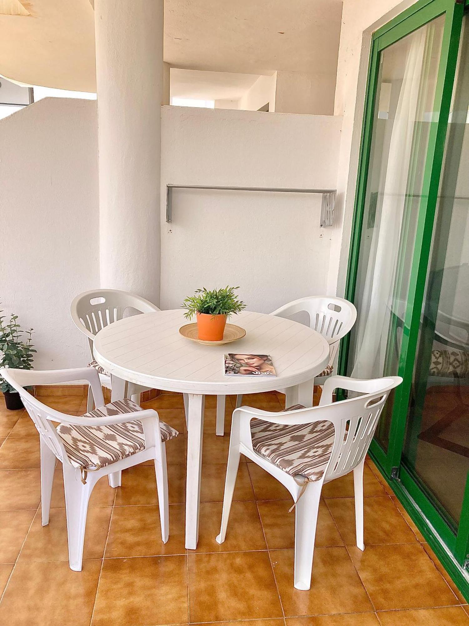 Ground Floor Apartment With Pool, Next To The Beach Costa Teguise Esterno foto